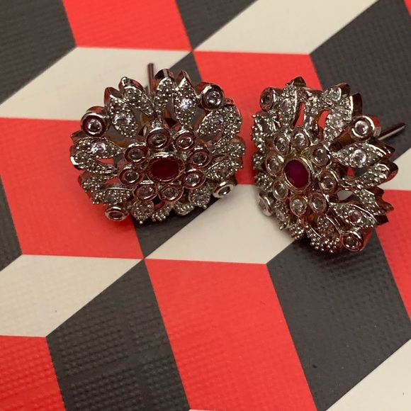 Erring - Picture 15 of 16